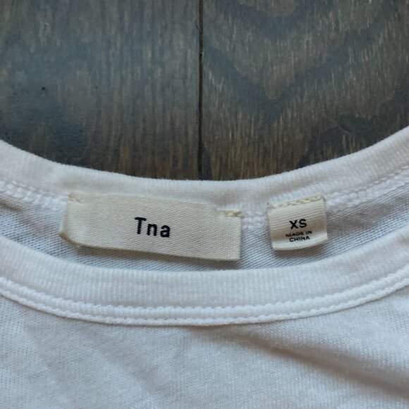 Aritzia White Long Sleeve - Picture 2 of 2